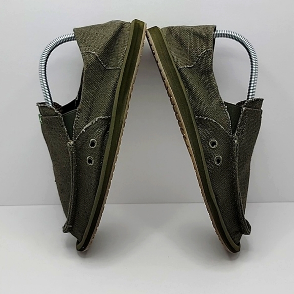 Sanuk | Sidewalk Surfer olive green slip-on sneakers | MENS 9 NWOT - Picture 6 of 9